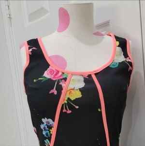 Women's Shirt Size Small